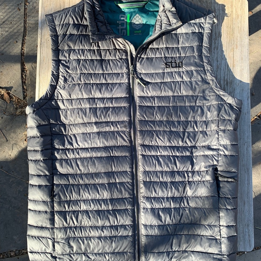 Stio piñon down vest. Size small.